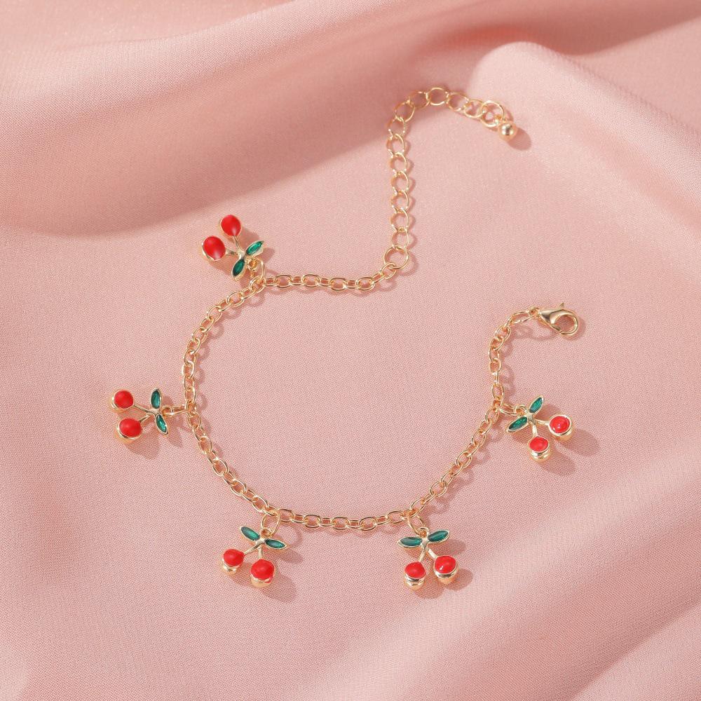 Korean-Style Mori Girl Sweet Cherry Bracelet for Women – Simple INS Design, Niche Style Student Bangle.