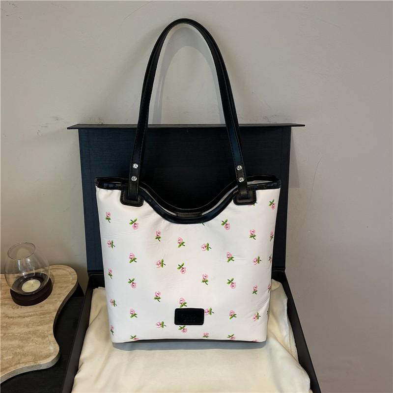 

Trendy spots oblique span bag large capacity shoulder shopping bag fashion canvas bag women s tide bag чёрный