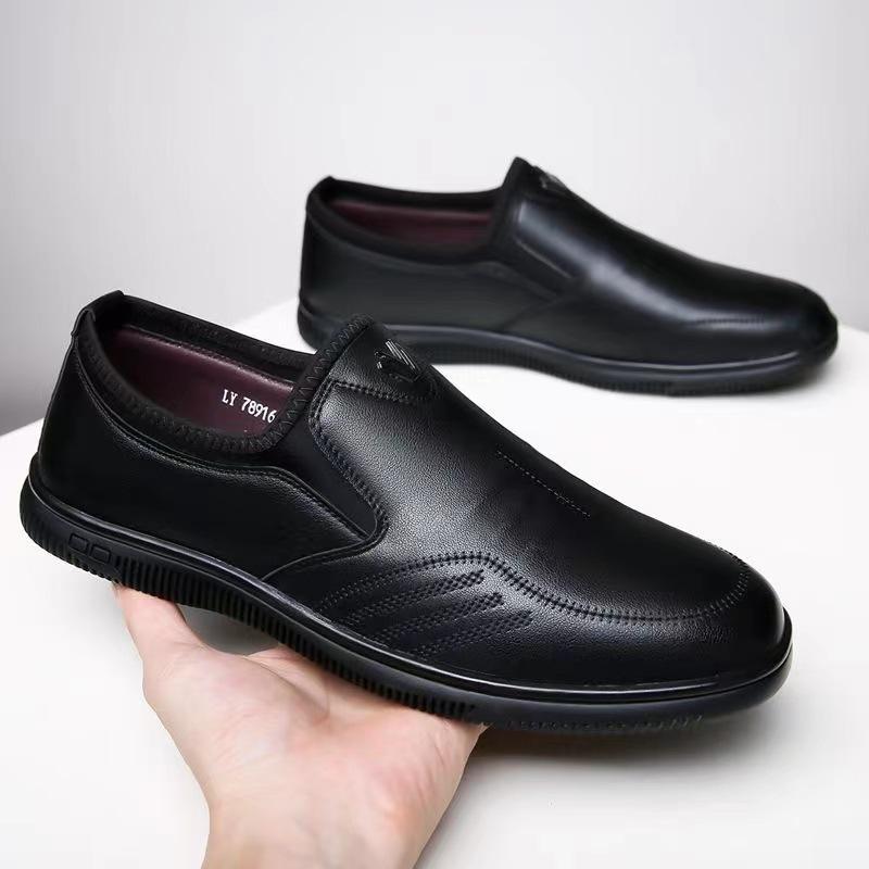 

Кожаные сандалии мужские полые дышащие деловые трендовые повседневные туфли с отверстиями мужские мягкие кожаные мягкие подошвы покрытие для ног нескользящие папины туфли 38