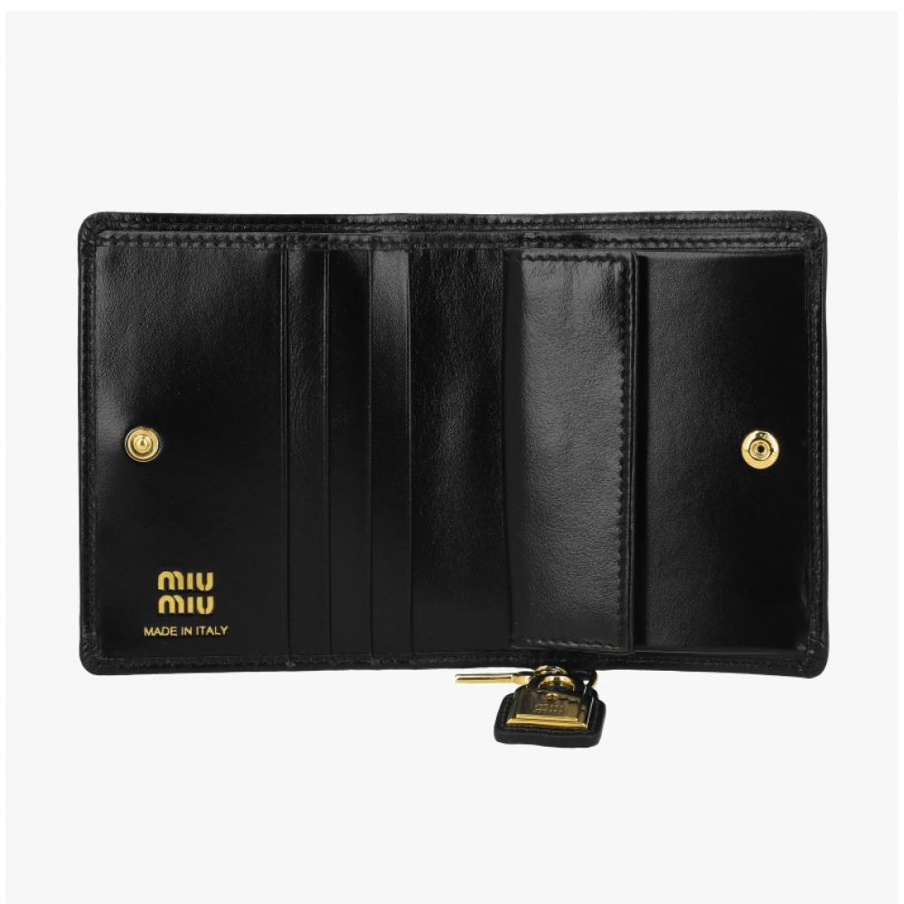 Miu Miu Matelass  Coin Wallet 5mv204 2iga F0002