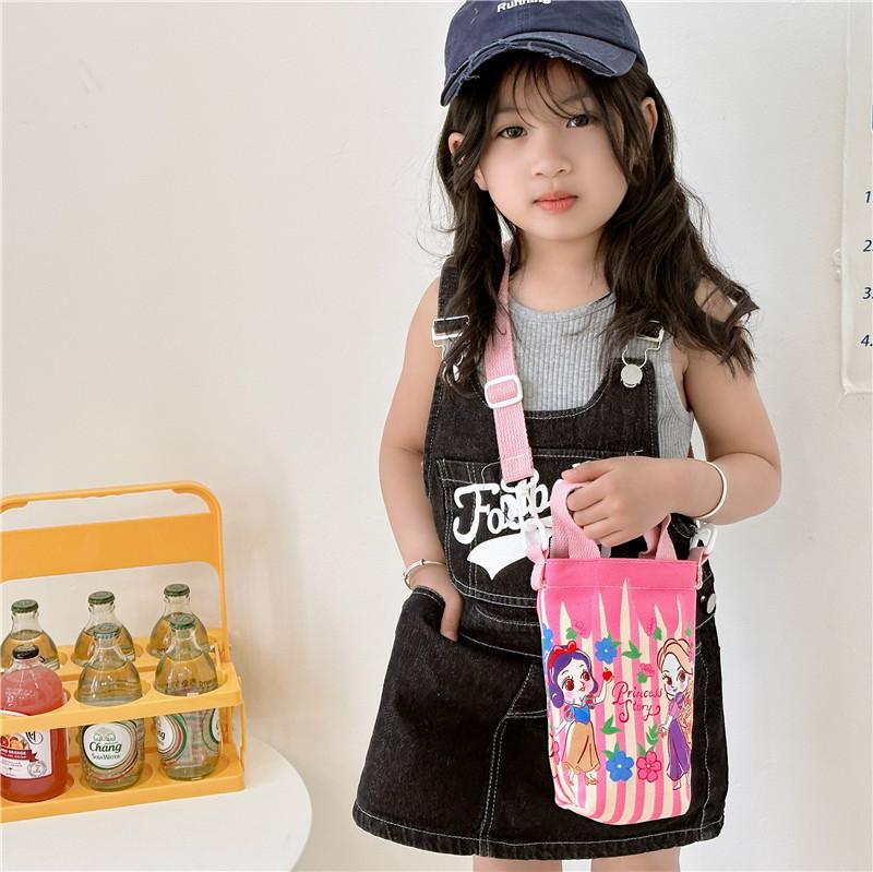 Fashion new children's bag cute girl large capacity water cup canvas bag baby shoulder messenger bag