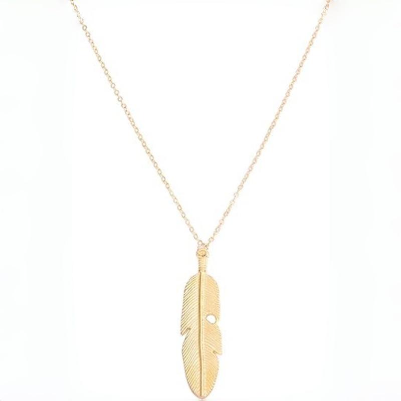 Bohemian Retro Multi-Element Feather Clavicle Chain Necklace