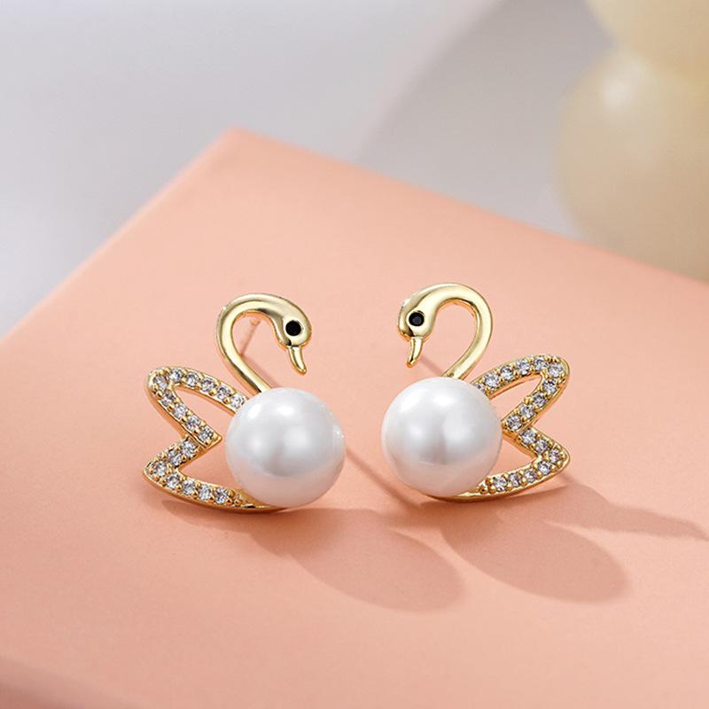 

Classic Little Swan Earrings Silver Needle, Summer Mini Pearl Stud Earrings Women s Dongdaemun Earrings Pendant золотий