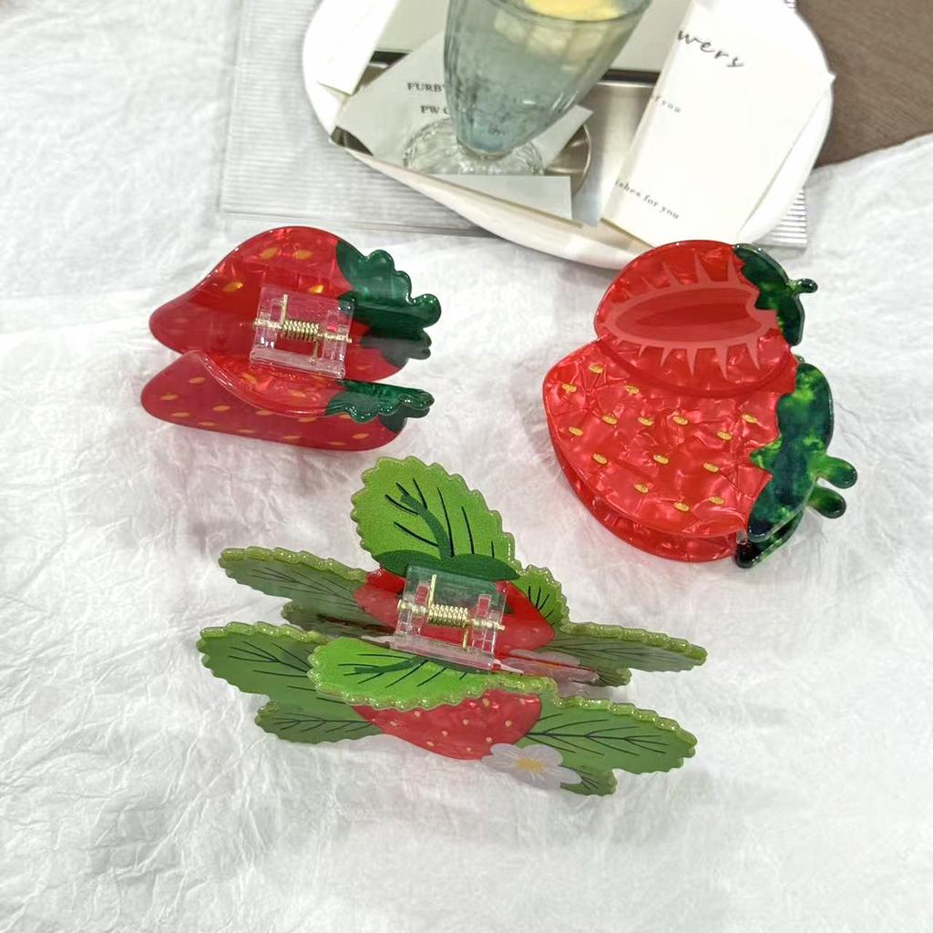 Refreshing World Fruit Series Hair Claw Delicious Strawberry Eco-Friendly Hair Claw Clips Hair Accessories for Women Girls