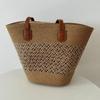 2025 summer new large-capacity retro literary and artistic fan woven shoulder portable women's bag fashionable striped straw bag