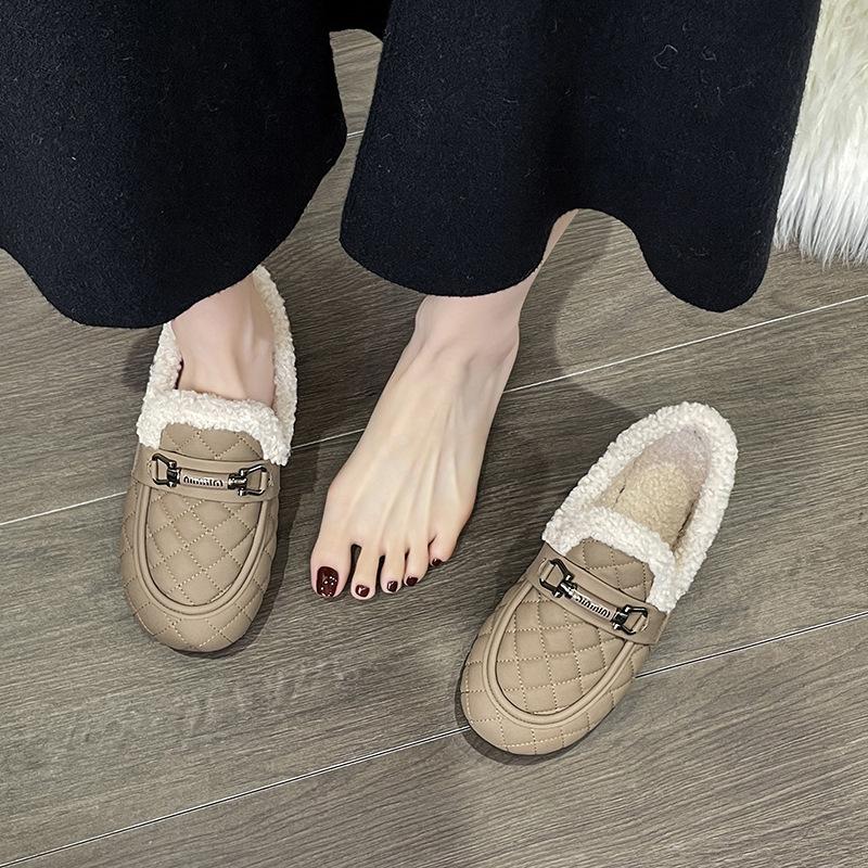 Large size design women's shoes autumn and winter new outer wear fat feet wide feet velvet bean shoes soft sole loafers women