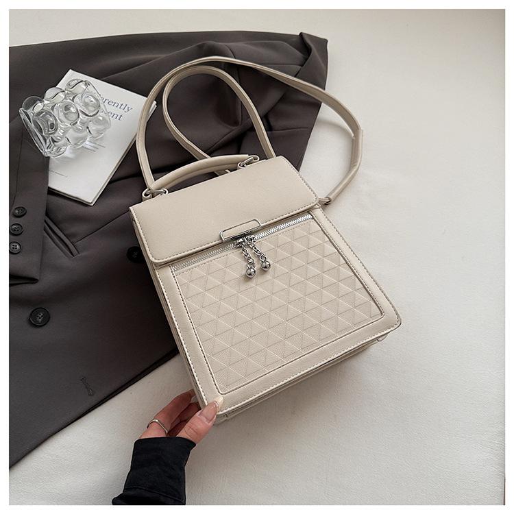 2025 Summer New Fashionable Versatile Simple Shoulder Crossbody Hong Kong Style Retro High-end Texture Commuter Backpack