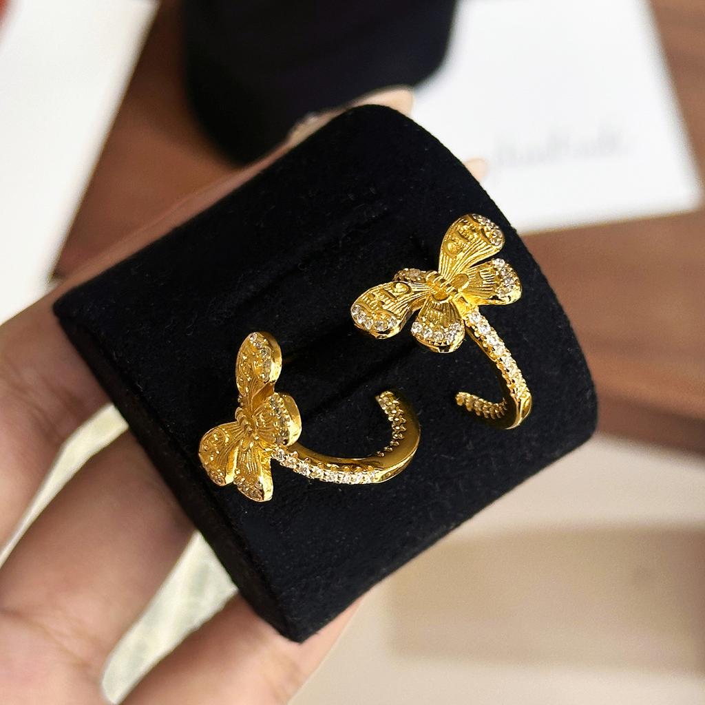 New brushed circle butterfly C-type flash zirconium design earrings versatile premium stud earrings