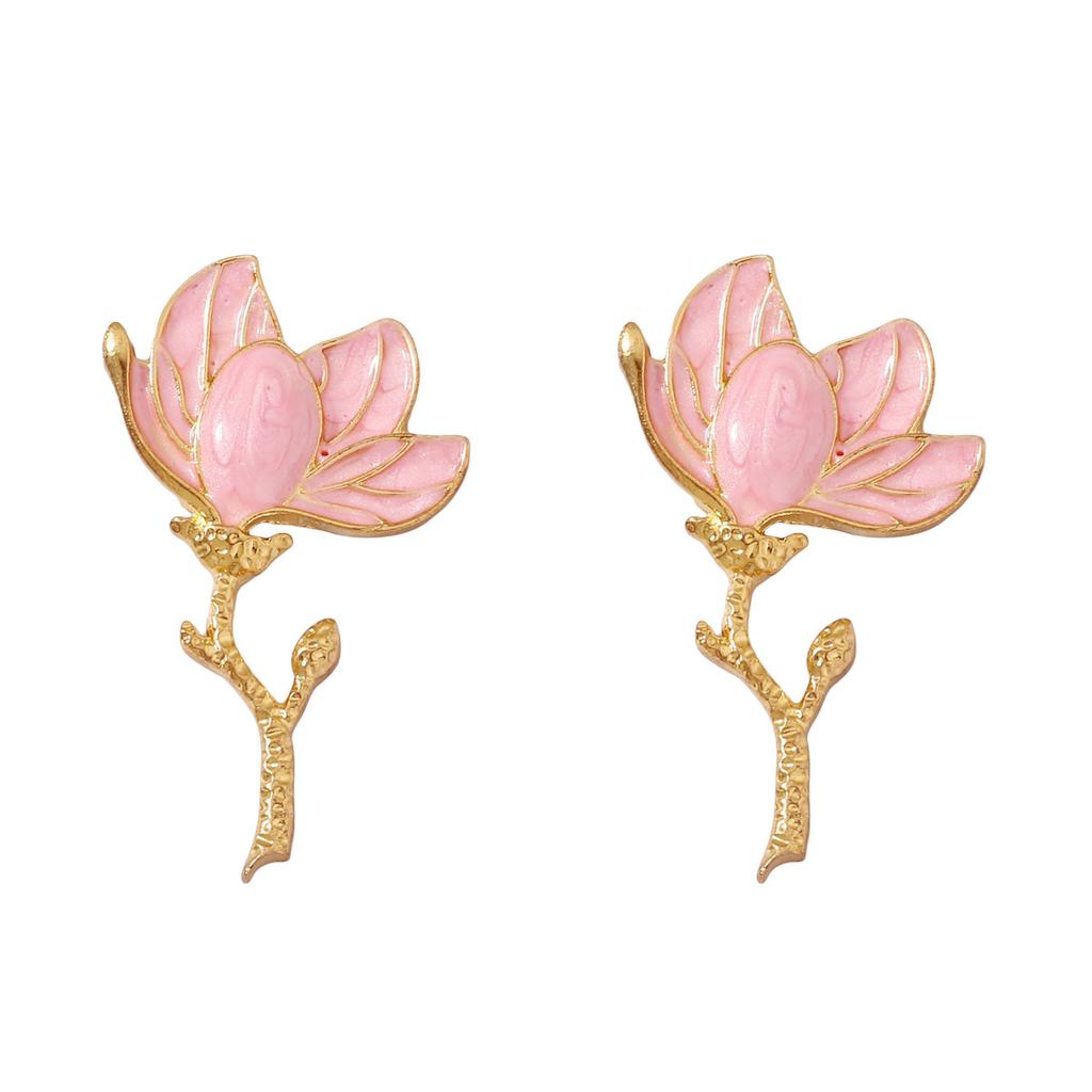 Cold and Elegant Flower-patterned Oil and Gas Quality Fashionable, Light Luxury and Versatile Earrings and Accessories