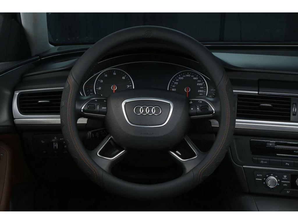 3D Embossed Steering Wheel Cover - Business Style, Comfortable, Breathable, Year-Round Massage for Cars