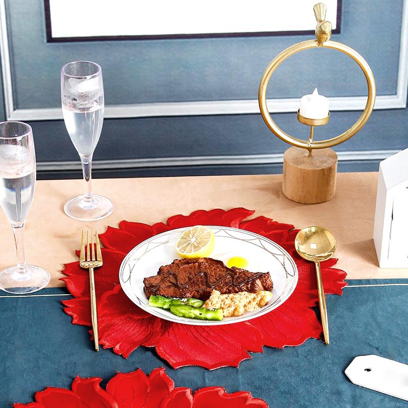 1PC Vysoce kvalitní podložka pod stůl pro domácí dekoraci jídelního stolu Tepelná izolace ve tvaru květiny