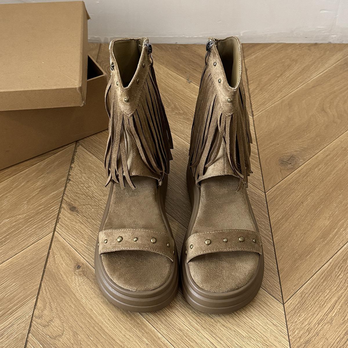 

Темперамент кисточка крутые ботинки чувство дизайна женские крутые тапочки удобные замшевые короткие ботинки увеличивающие рост одно слово модные сандалии одинарная обувь 39 хаки