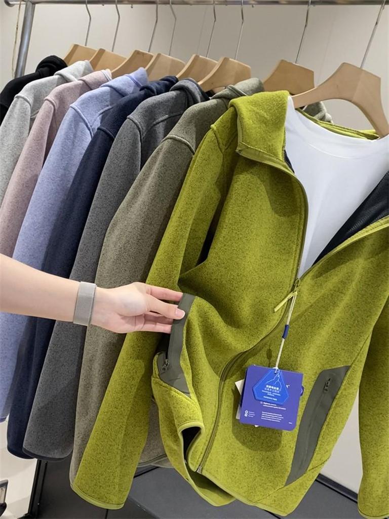 Bird-Inspired Fleece-Lined Jacket/Hoodie: Cozy Heat-Retaining Style for Couples This Autumn & Winter.