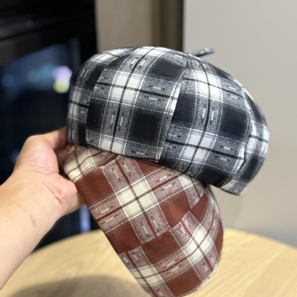 Spring and Autumn Xiaoxiangfeng Fashion Plaid Beret New British Retro Painter Hat Elegant Temperament Octagonal Hat Women
