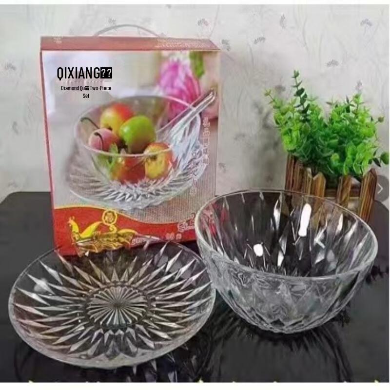 Набор салатников и тарелок из хрустального стекла с бриллиантовой огранкой