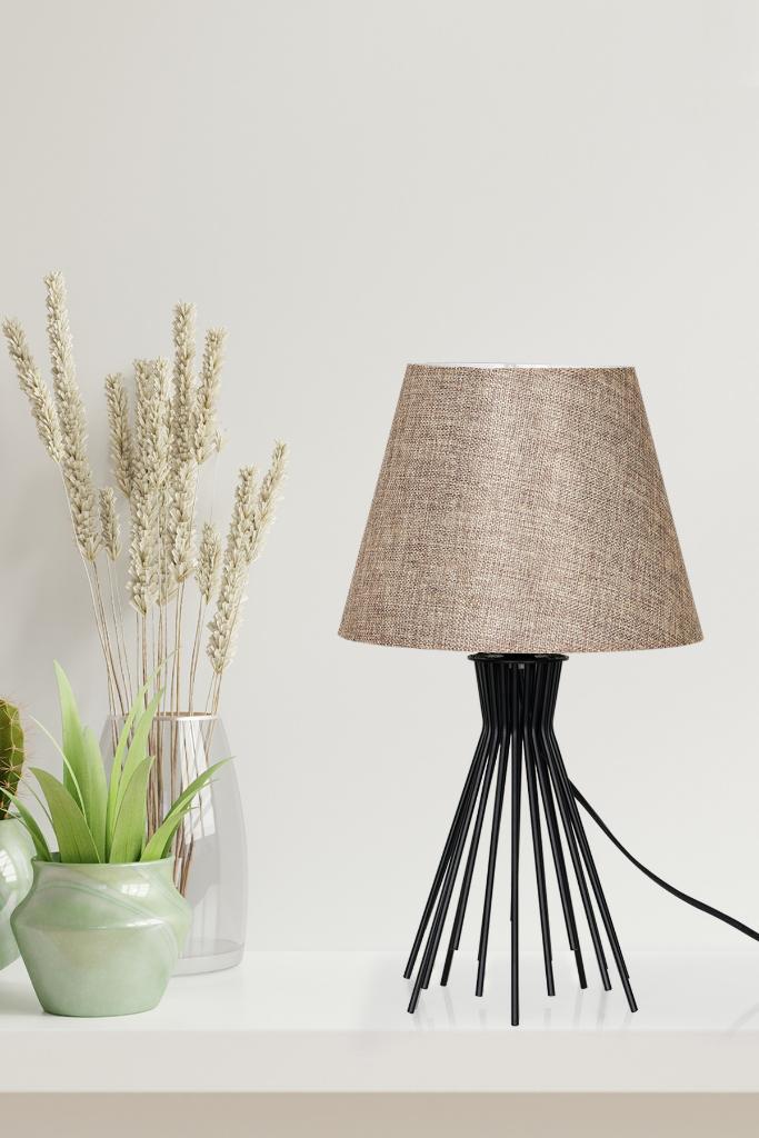 

Большой абажур и тканевое изголовье с металлическим каркасом