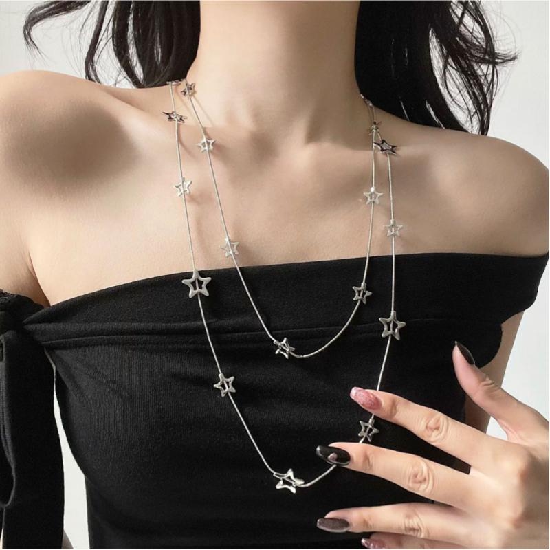 Y2K Metallic Star Necklace for Men Women Hollow Double Layer Stackable Design Sweater Necklace Punk Fashion Party Jewelry Gifts