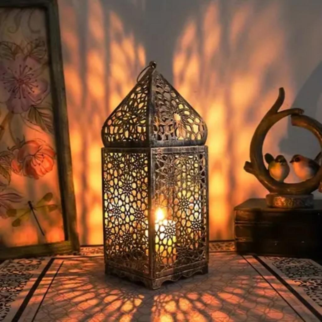 Lanterna Portacandela in Metallo, Portacandela Lanterna Marocchina Vuota Retrò, Adatta per Decorazioni Domestiche, Decorazione Rustica Retrò da Fattoria per Parete, Candela Non Inclusa