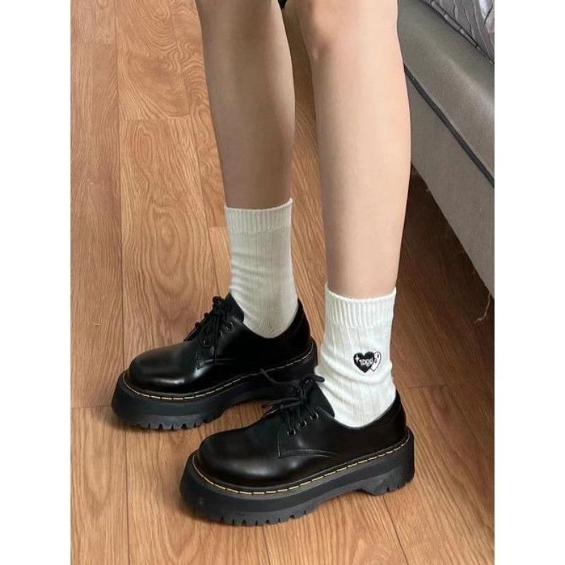 New Retro Thick-soled Height-increasing Leather Shoes with Lace-up for Women