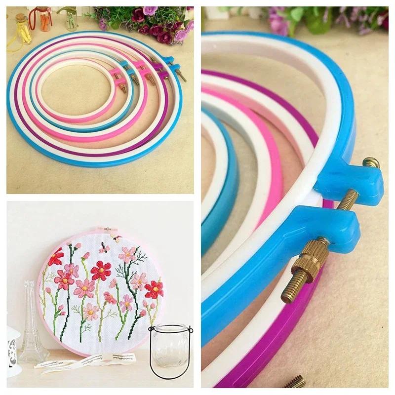 5 Pieces Plastic Embroidery and Cross Stitch Hoop Set Embroidery Hoop Ring Frame Adjustable Sewing Tools