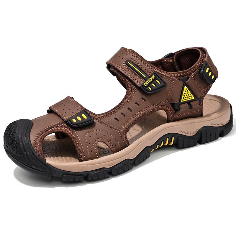 Plus Size Men's Genuine Leather Closed-Toe Non-Slip Beach Sandals for Summer 2024