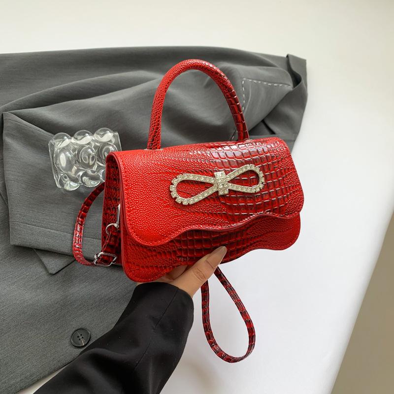 Niche design high value crocodile pattern handbag 2025 autumn new Korean version diamond-encrusted bow small square bag