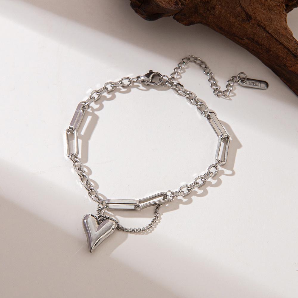 

Ювелирные изделия Dongguan асимметричный нишевый простой темпераментный высококачественный браслет