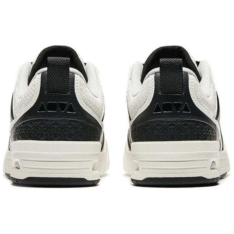 Anta Comfortable Versatile Non-Slip Lightweight Increased Height Low-Top Sneakers Women Sneakers Black White 122518040-6