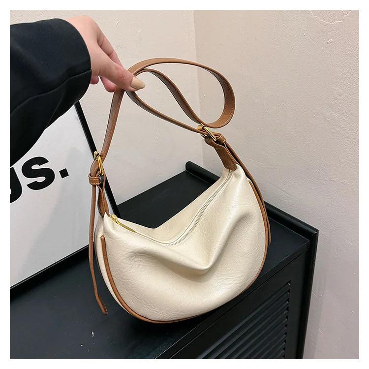 Small Women's New Trendy Explosion Casual Versatile Fashion Niche Messenger Bag High-end Dumpling Bag