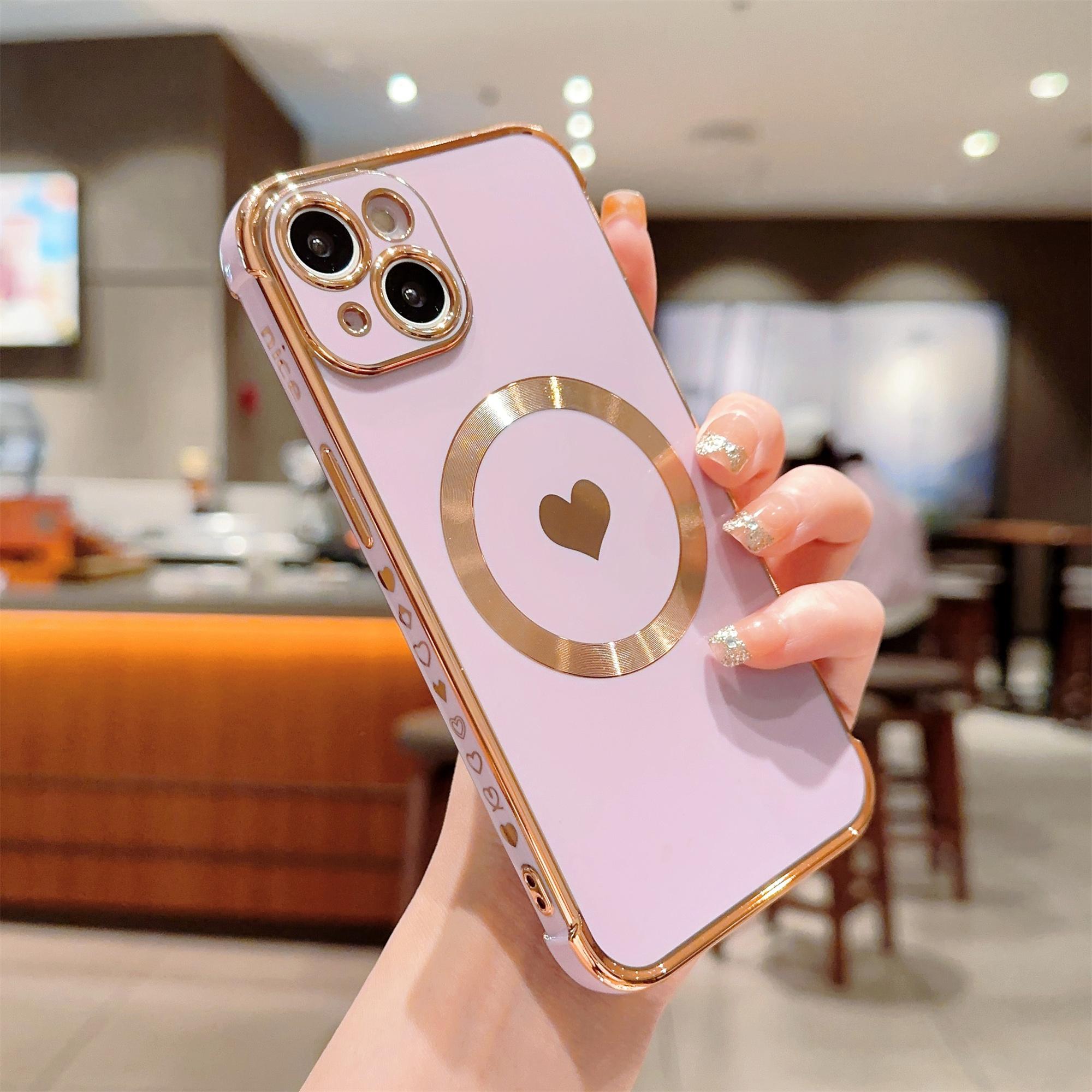 

For iPhone 15 Magnetic Case Heart Pattern Electroplating TPU Phone Cover Ivory White