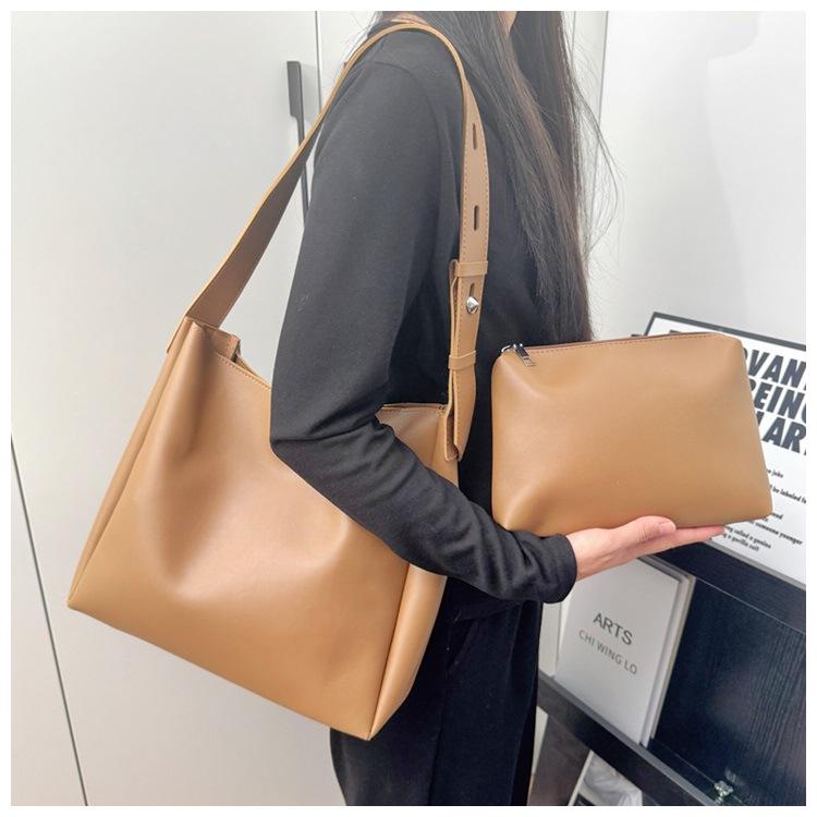 Damen Umhänge- & Tragetasche: Weiches Leder, Großes Fassungsvermögen, Hochwertig, Mutter-und-Kind-Design