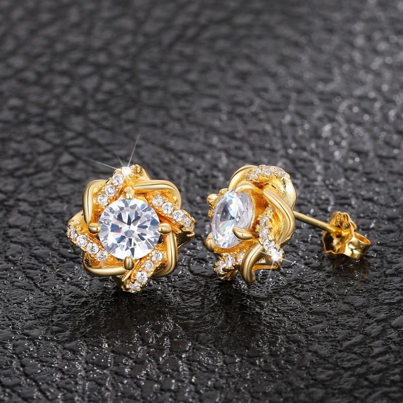 Huitan Dainty Gold Color Cubic Zirconia Stud Earrings for Women Fashion Contracted Design Bridal Wedding Earrings Luxury Jewelry
