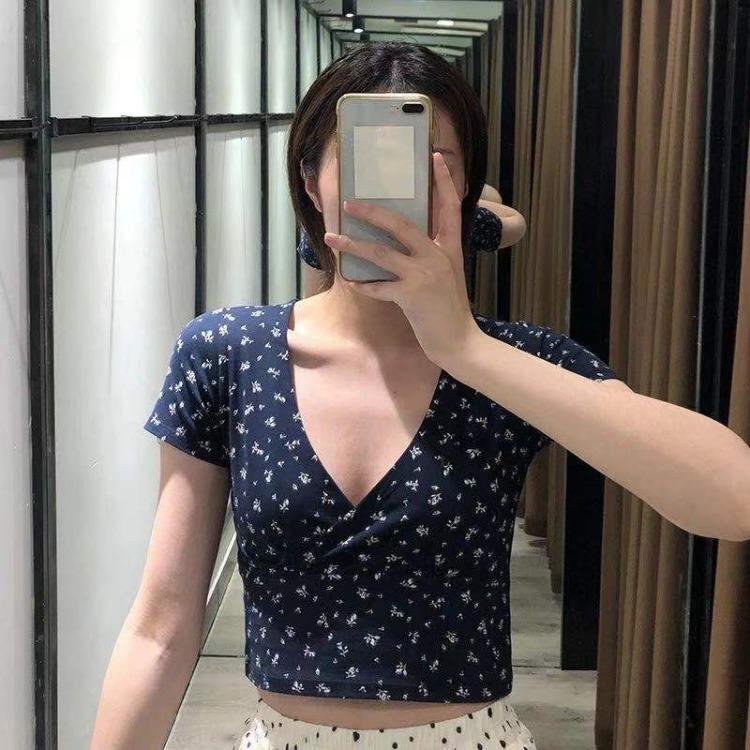 Y2k Style Summer Retro Floral V-neck Crop Top Slimming Wild High Waist Streetwear Tshirt Short Sleeve Women's T-shirt