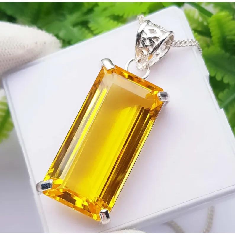 Pendente in Argento Sterling 925 con Zaffiro Giallo Creato in Laboratorio Taglio Smeraldo 72 Carati