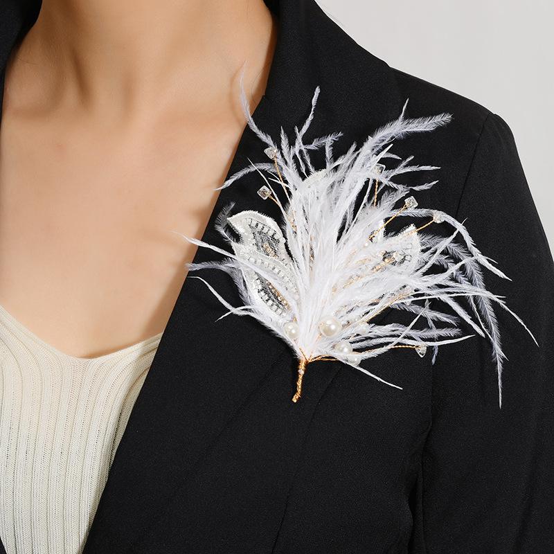 Super Fairy Feather Pearl Brooch Feminine Elegance Temperament Pin Party Coat High-end Corsage Hairpin Accessories