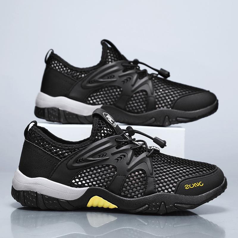 Сетчатая обувь дышащие летающие мужские кроссовки спортивная модная обувь 39-44 39 чёрный 2517₽