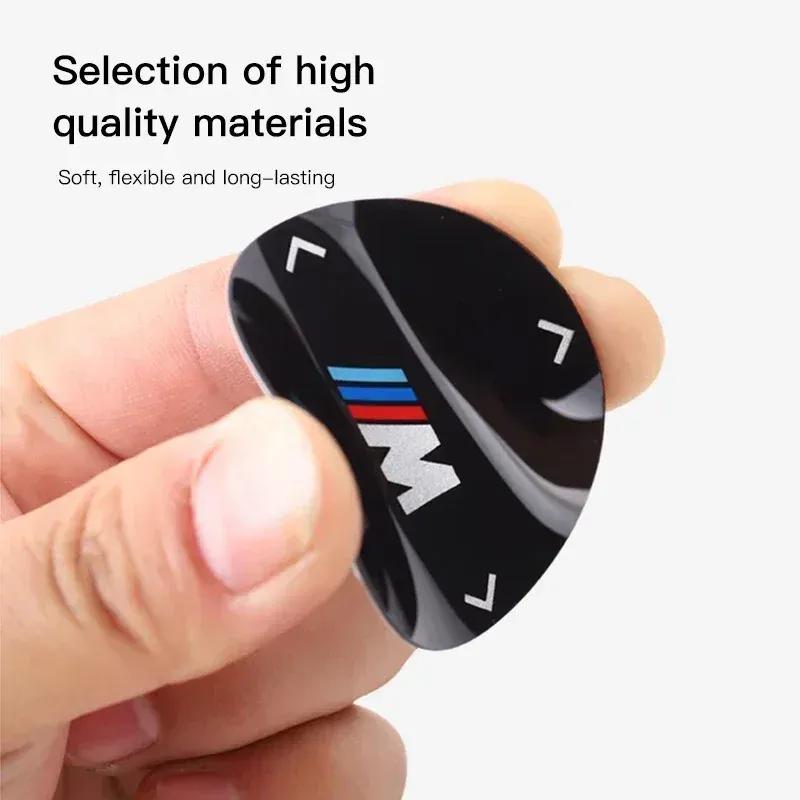 -Auto Innenraum Multimedia Drehknopf Emblem Aufkleber Decal Zubehör für BMW M X1 X3 X5 X7 M3 M4 M5 G30 G20 G32 G11 G12 F40 F30 F20 F1