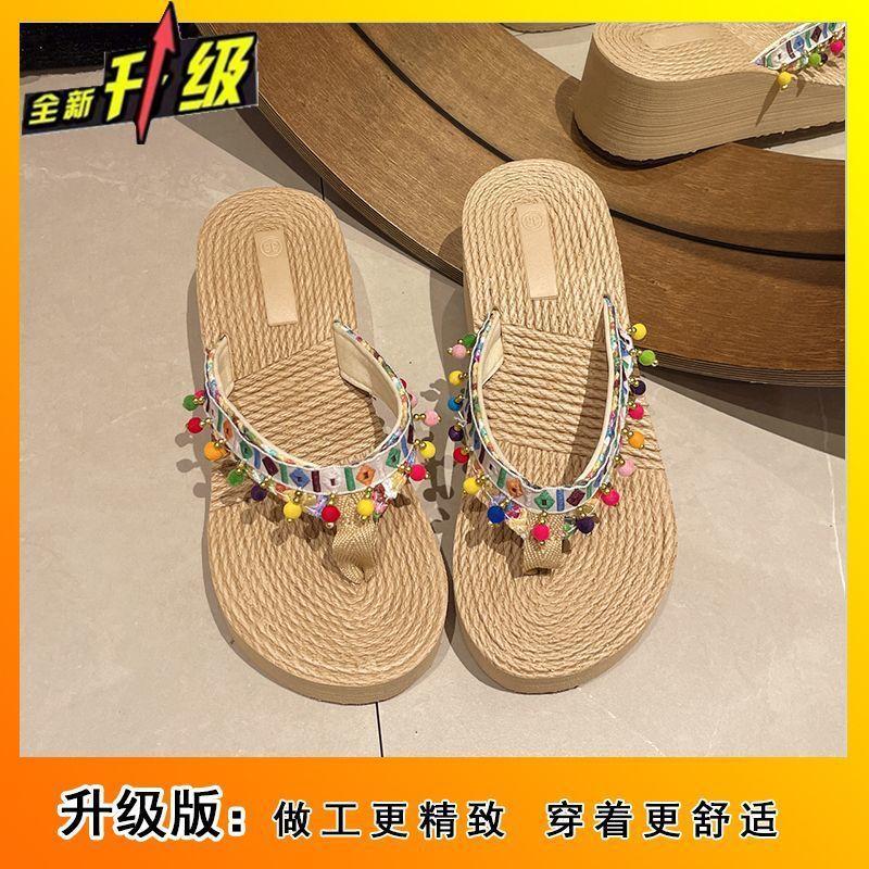 Small lightweight non-slip thick-soled cool slippers vacation beach shoes women's 2025 summer new slippers women's outer wear