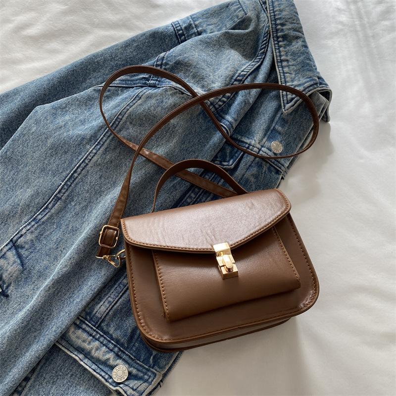 

Нишевая мода универсальная ретро сумка через плечо для通勤 женская 2025 весна новая повседневная сумка-мессенджер маленькая квадратная сумка однотонная коричневый