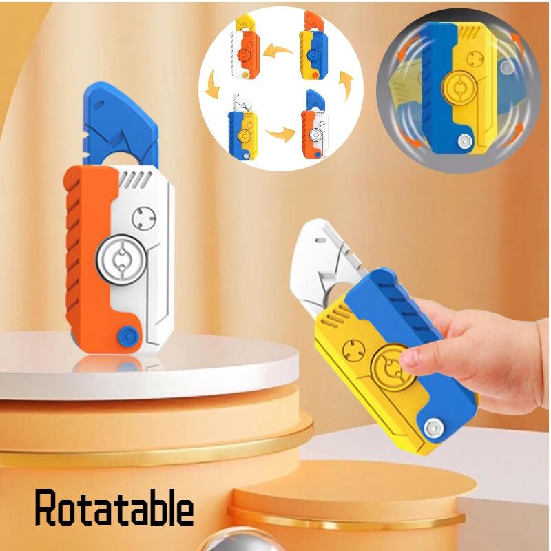 Mini Gravity Gyro Rotating Carrot Folding Shovel Model Finger Carrot Knife Pendant Tiktok Decompression Toy Plastic Material
