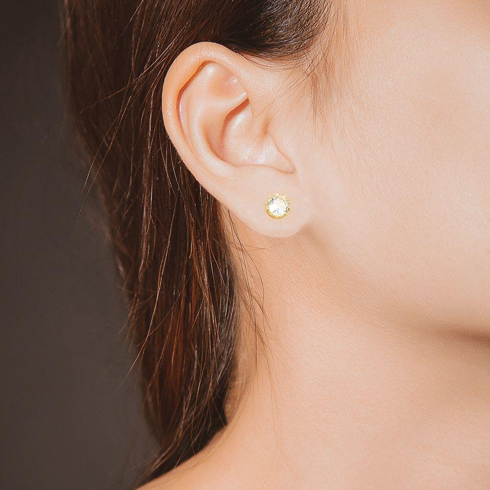 Серьги с зеленым камнем в золоте. Серьги санлайт 328424. Крупные серьги. Приснились серьги. Сонник потеряла сережку.