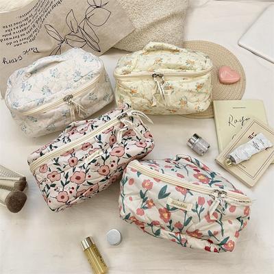 New Portable Travel Bag, Large-capacity Toilet Bag, Women's Lipstick Storage, Skin Care Product Storage Bag, Cosmetic Bag.