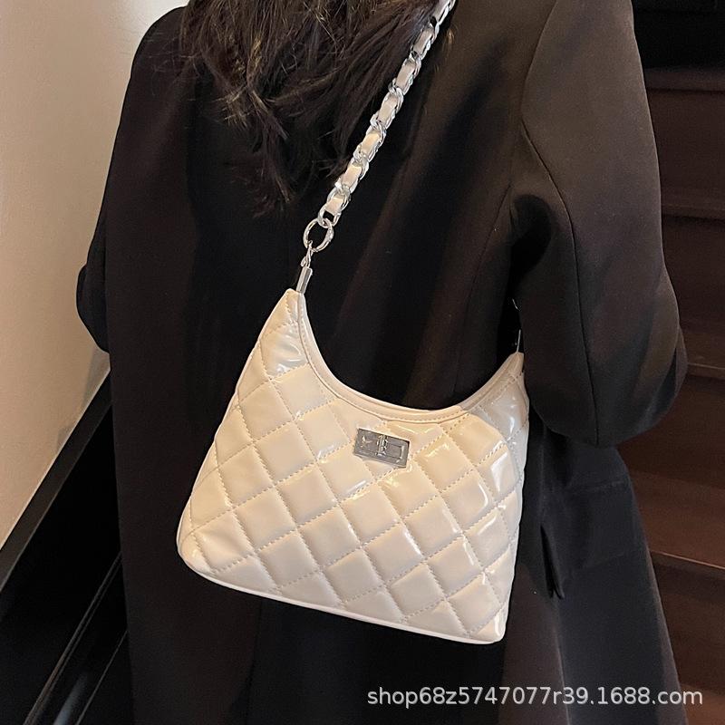 Niche Design Diamond Chain Single Shoulder Underarm Stray Bag 2025 New High-end Versatile Commuter Messenger Women's Bag