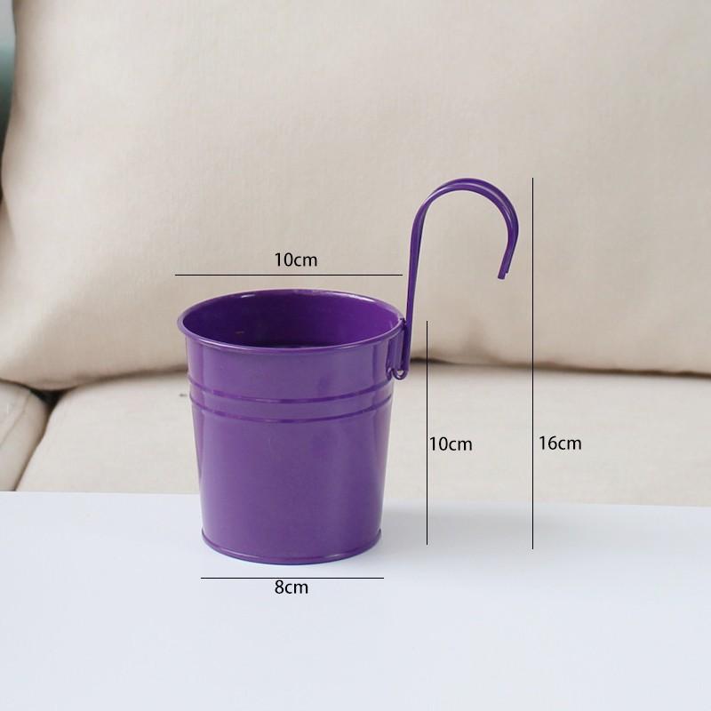 

Маленький кованый подвесной цветочный горшок, съемный крючок, подвесное ведро, сочные зеленые растения, балкон, цвет конфетной розы