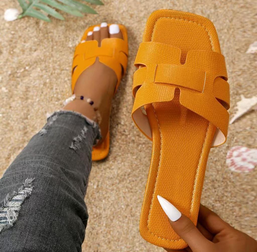 Fashion White Flat Slippers for Women Summer Design Soft Non-slip Slippers Braided Open Toe Square Head Outdoor Beach Slippers Woman