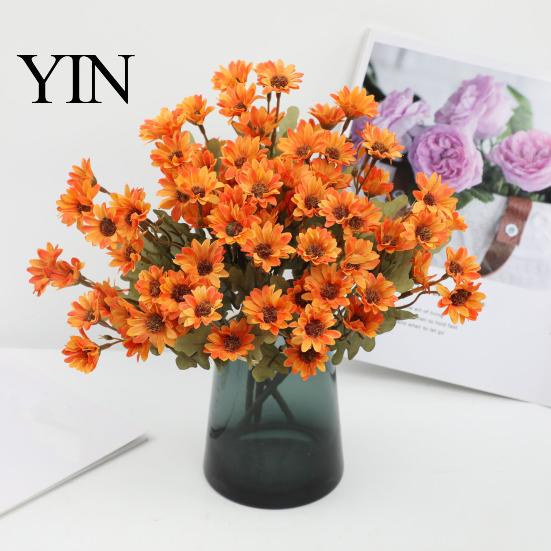 Lebensechte künstliche Blumen für die Heimdekoration Gänseblümchen, Realistische Plastik-Blumenarrangements, Wiederverwendbarer Kunstblumenstrauß, Dekorative Seidenhochzeit