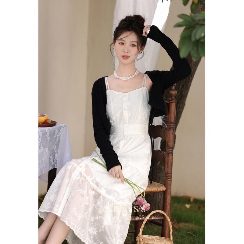 Romantic Crush Elegant Embroidered Suspender Dress Set