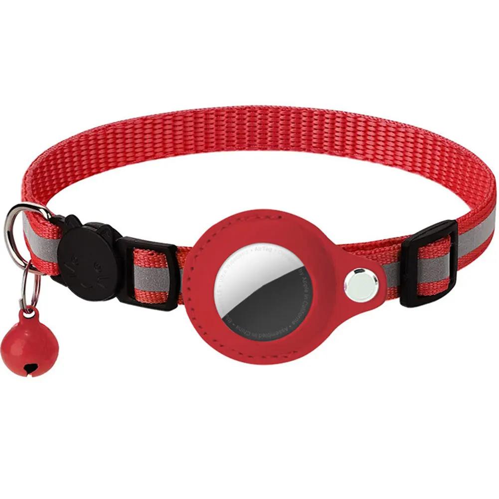 Reflective Cat Collar with Apple AirTag Holder Adjustable and Stylish Design for Kitten Safety