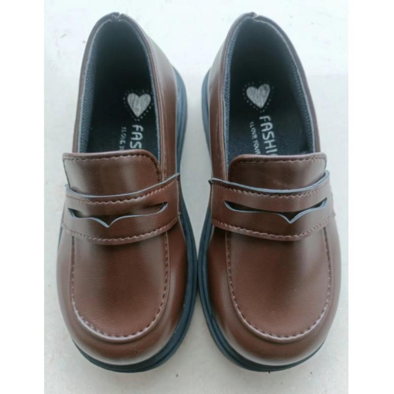 Sapatos Mocassins Infantis Retro Estilo Britânico para Primavera/Outono Respiráveis, Antiderrapantes, Sola Macia, Sapatos Feijão