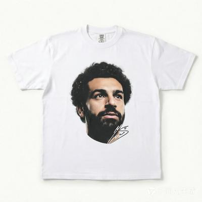 Mohamed Salah Graphic Tee – Football Autographed Streetwear Shirt – Premium Cotton Unisex T-shirt